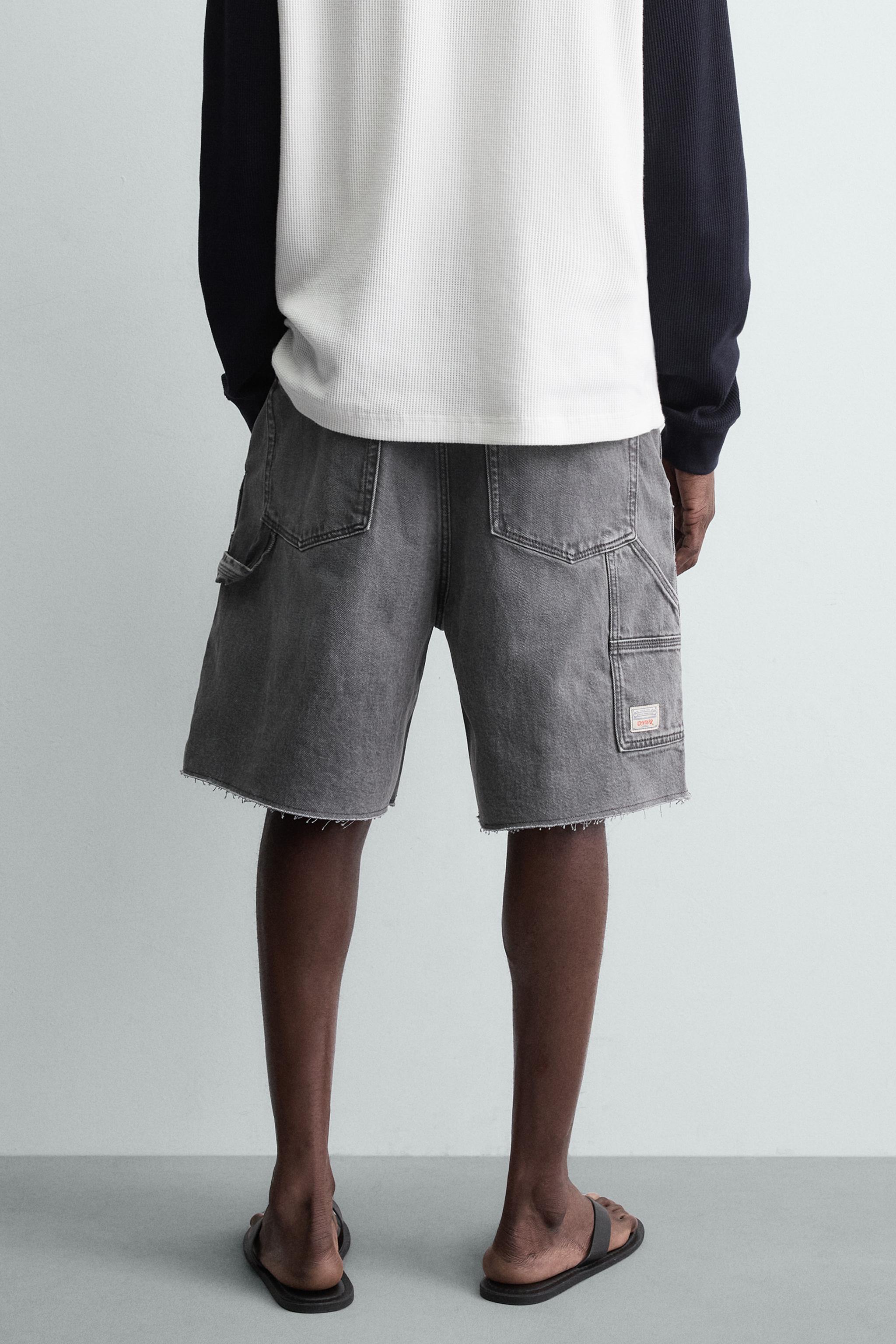 SHORT RELAXED FIT AVEC POCHE CARPENTER
